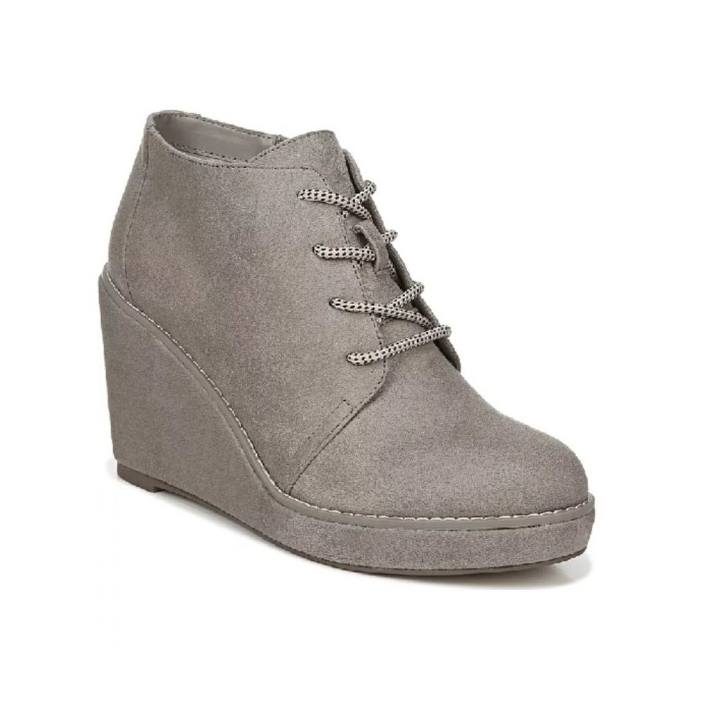 Carlos by Carlos Santana Wills Lace Up Wedge